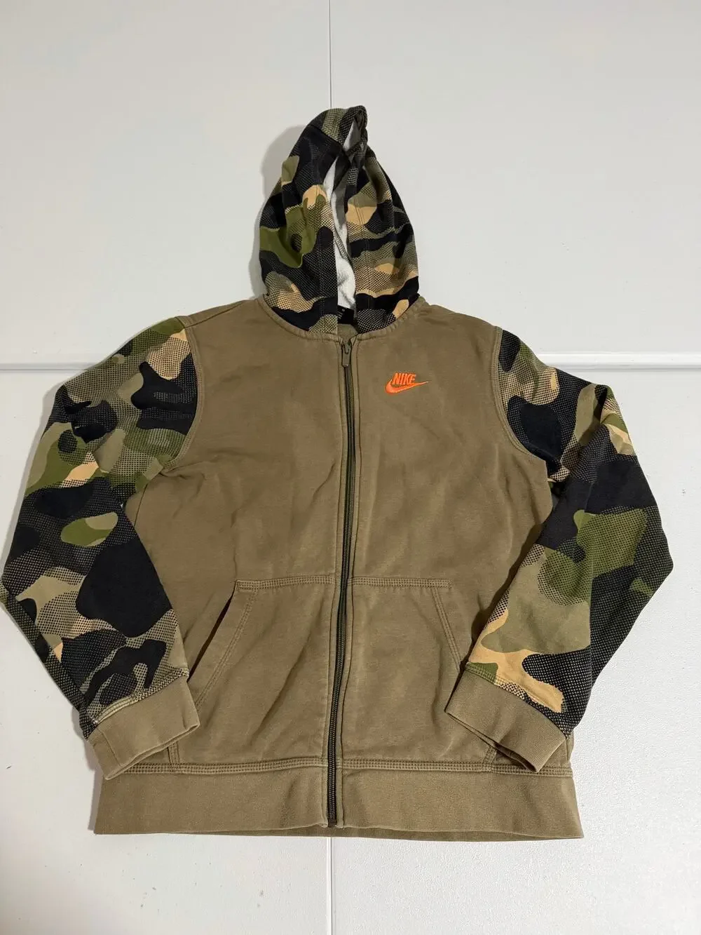 Nike Sportswear Full Zip Hoodie Youth Size XL Olive Camo Colorblock